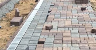 Укладка плитки на дорожке в Юбилейном от 824 руб. - доступная стоимость