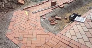Укладка тротуарной плитки в Юбилейном в октябре